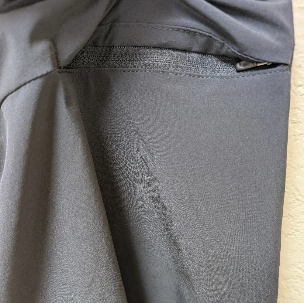 Black Nike Dri-Fit Performance lightweight quick dry Shorts Men’s. Size Small